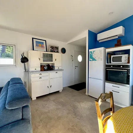 Hébergement de vacances Maison Neuve Avec Piscine Privative Entre Et Forêt - Fr-1-323-592 *