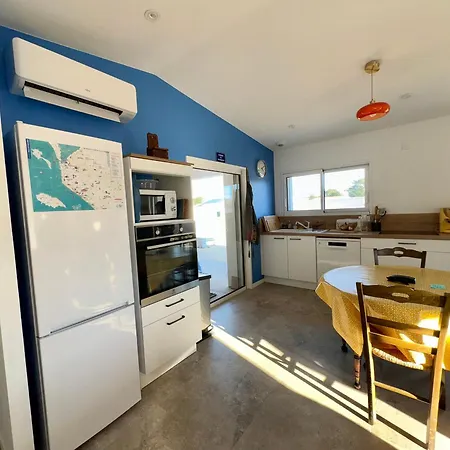 Maison Neuve Avec Piscine Privative Entre Et Forêt - Fr-1-323-592