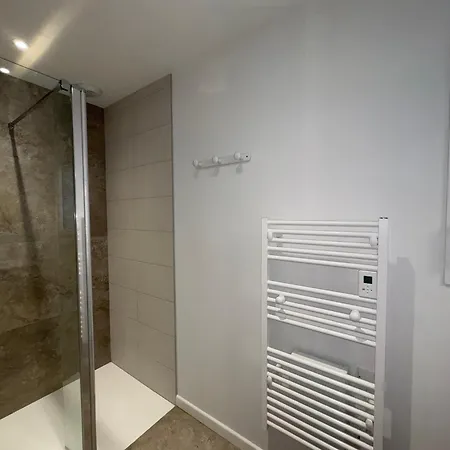 Maison Neuve Avec Piscine Privative Entre Et Foret - Fr-1-323-592 *