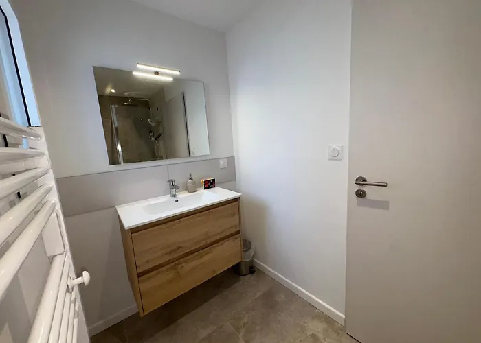 Дом отдыха Maison Neuve Avec Piscine Privative Entre Et Foret - Fr-1-323-592 *